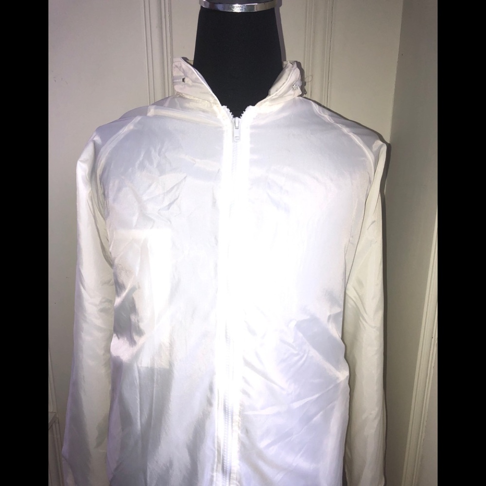LA MODE Lightweight Fashion & Fitness Windbreaker
